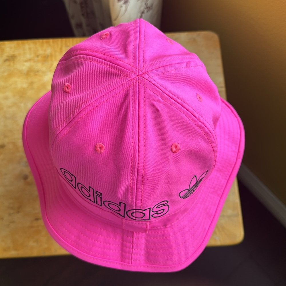 New Adidas Originals Unisex Hot Pink Bell Bucket Hat OSFA - Picture 5 of 8